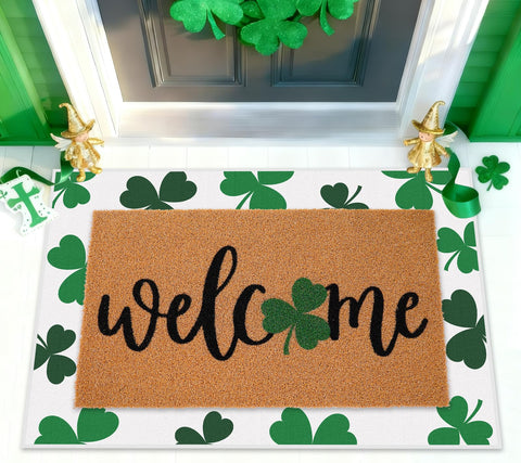 FYSUIMU doormat with welcome text and St Patrick's motif, ideal for greeting guests.
