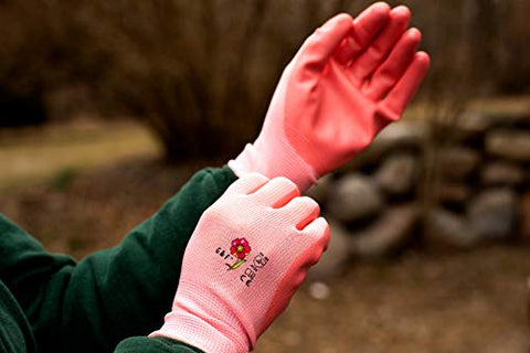 G & F Products comfortable fit supports all-day watering and raking.