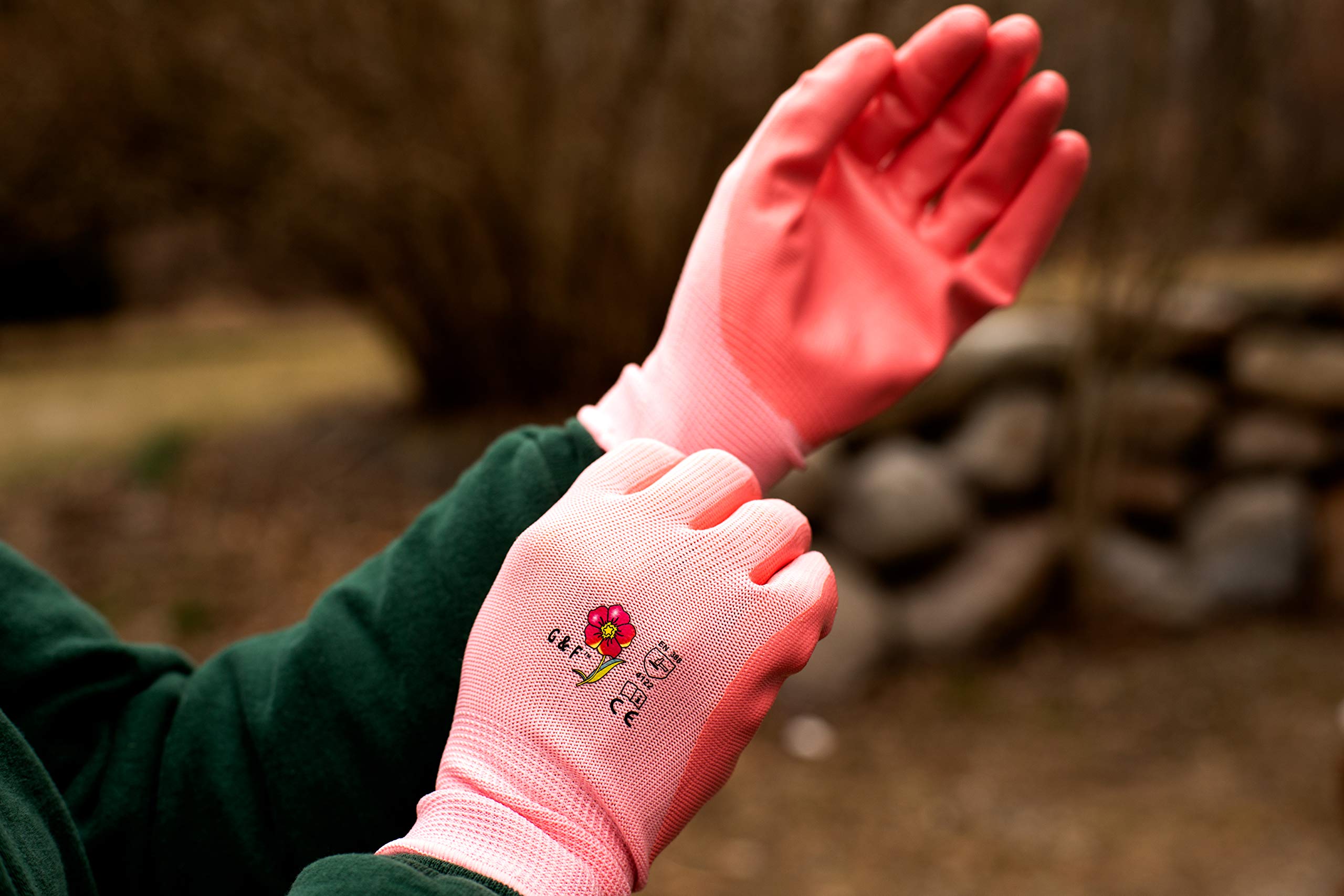 G & F Products gloves ideal for digging and weeding tasks