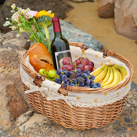G GOOD GAIN picnic basket with double swing handles, convenient to carry.
