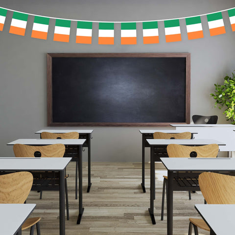 G128 features 38 mini flags for a festive Irish display.