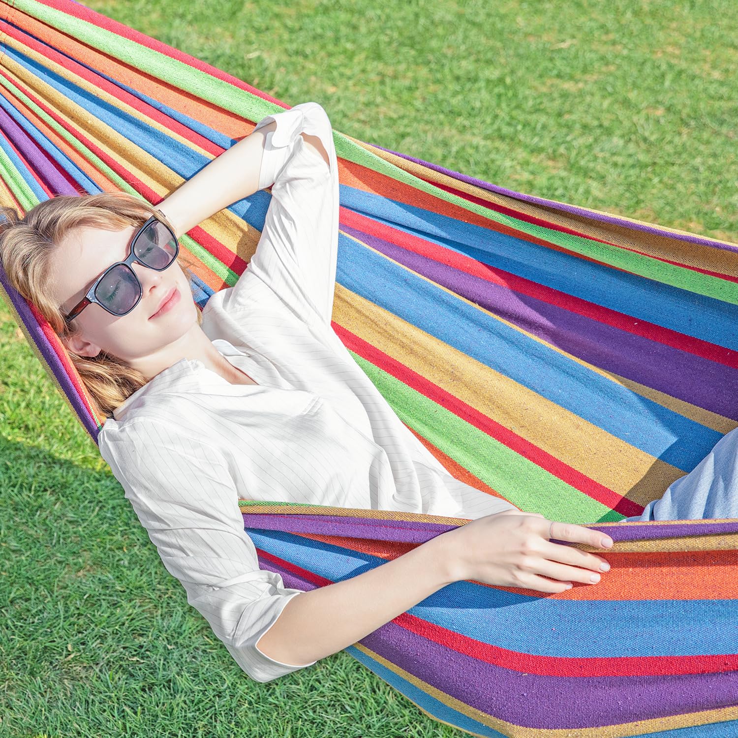 Gafete hammock anti-rollover bar for enhanced balance and safety.