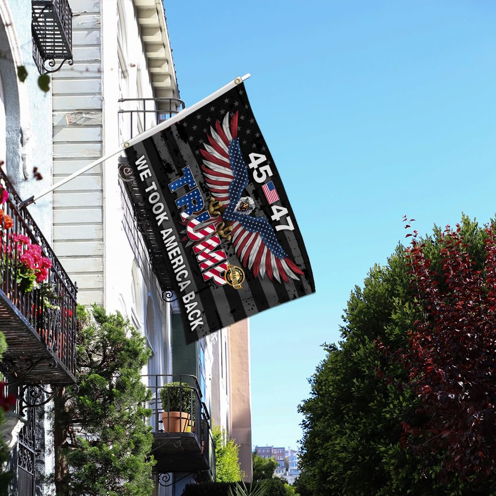Gamiu Trump flag showing wind resistance and reinforced stitching for durability