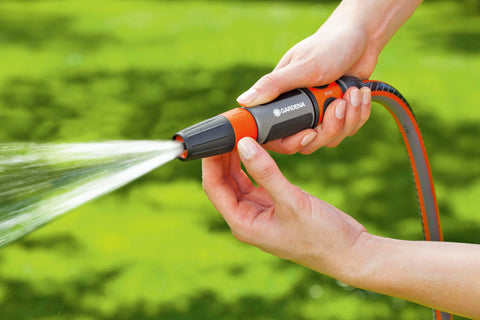 Gardena Cleaning Nozzle with infinitely adjustable jet for versatile spraying