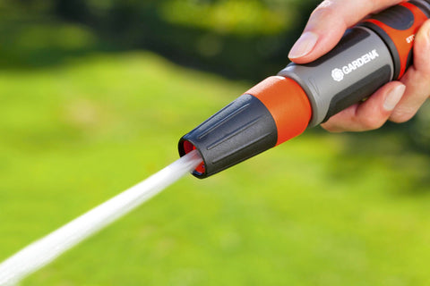 Gardena Cleaning Nozzle water stop enables easy flow pauses for control