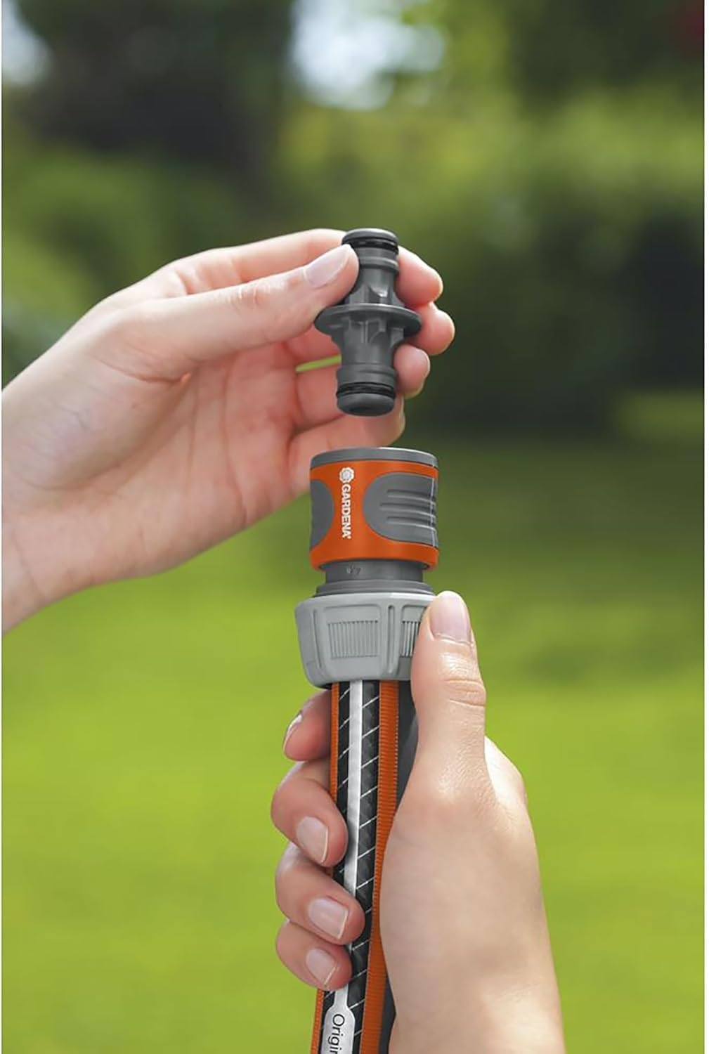 Gardena extension joint ideal for reaching beds and lawns from a distance