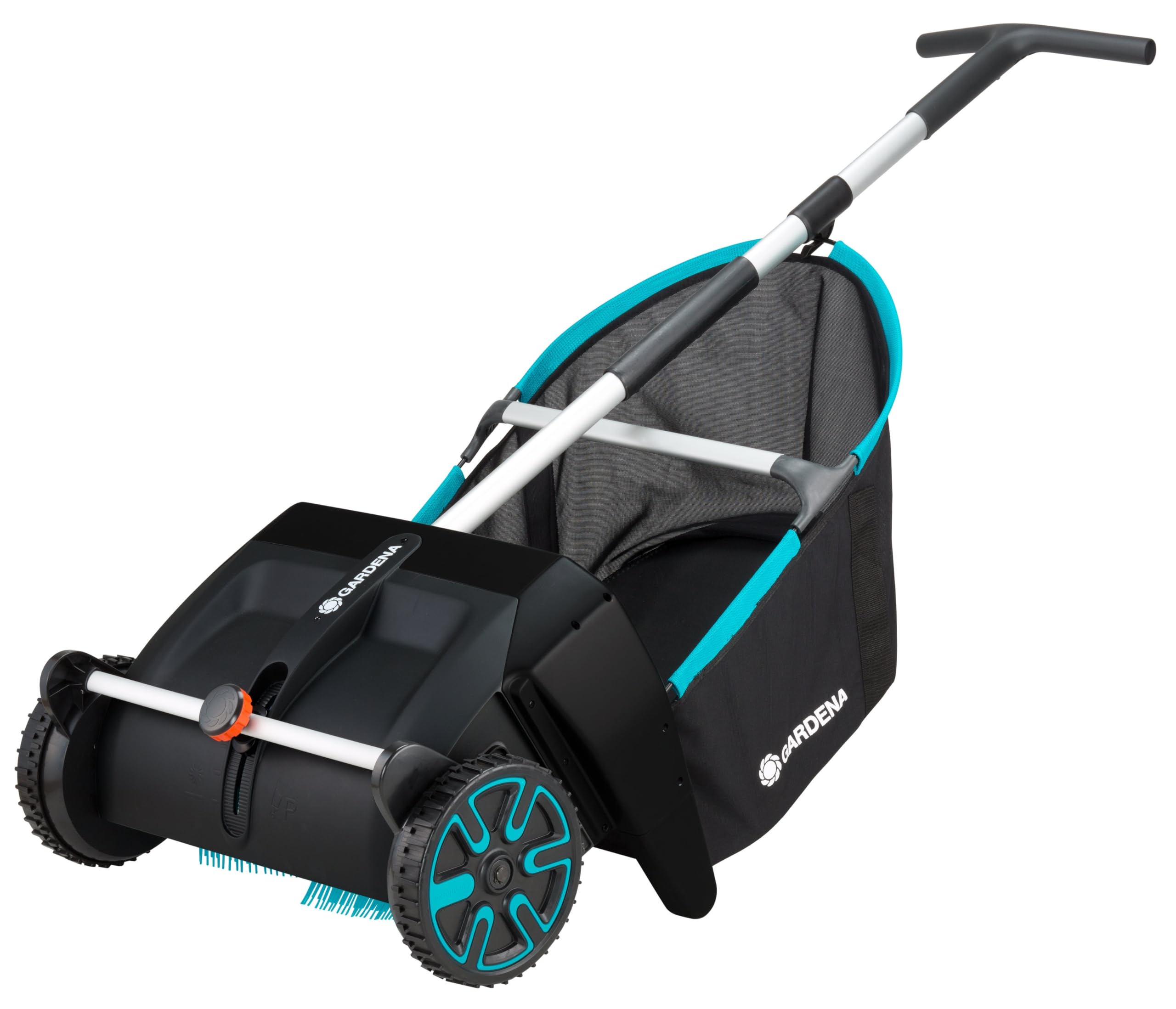 Gardena lawn and leaf collector with ergonomic handle for comfortable use
