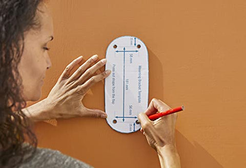 Integrated hose guide reduces twisting and tangling.