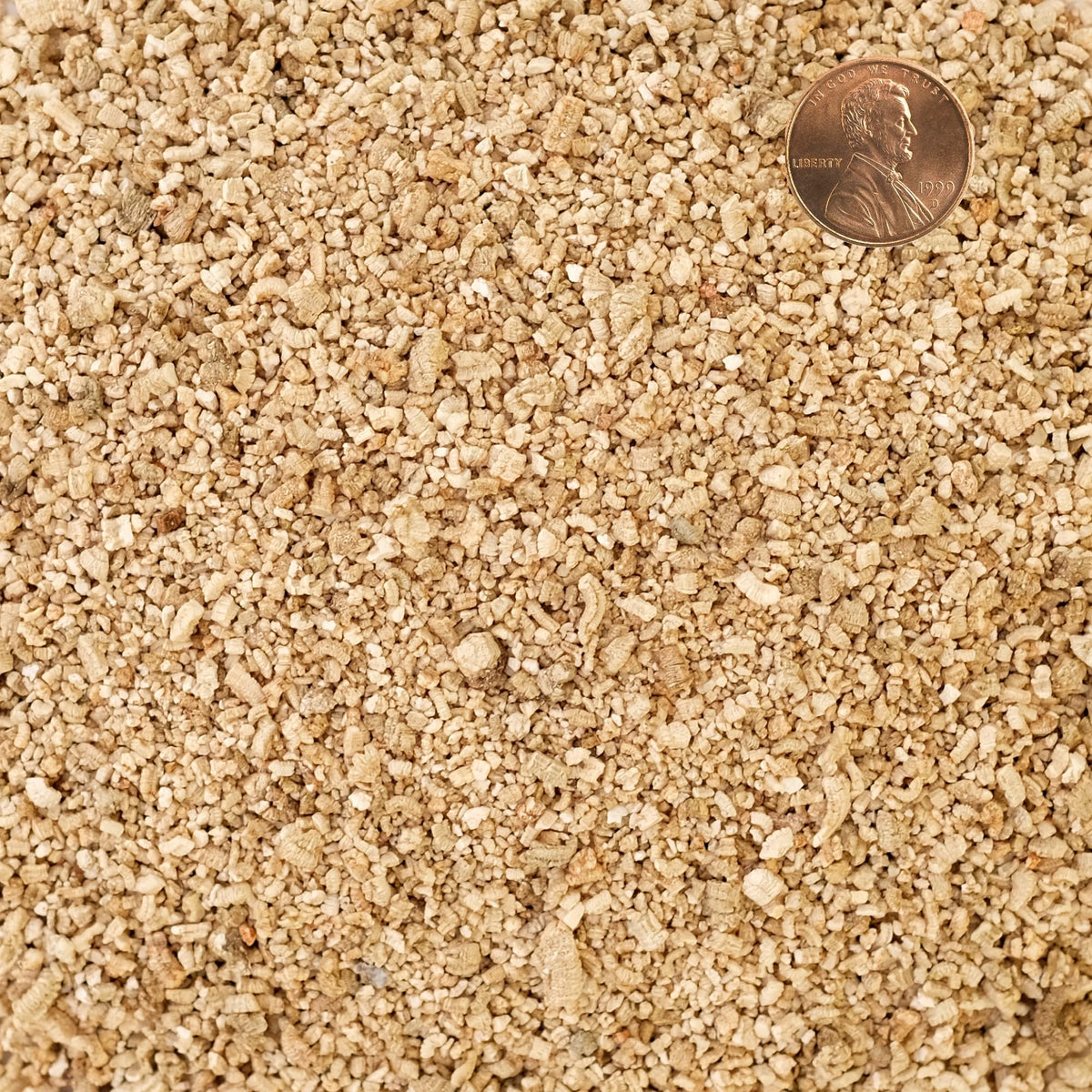 GardenWise vermiculite bag closeup showing airy soil benefits.