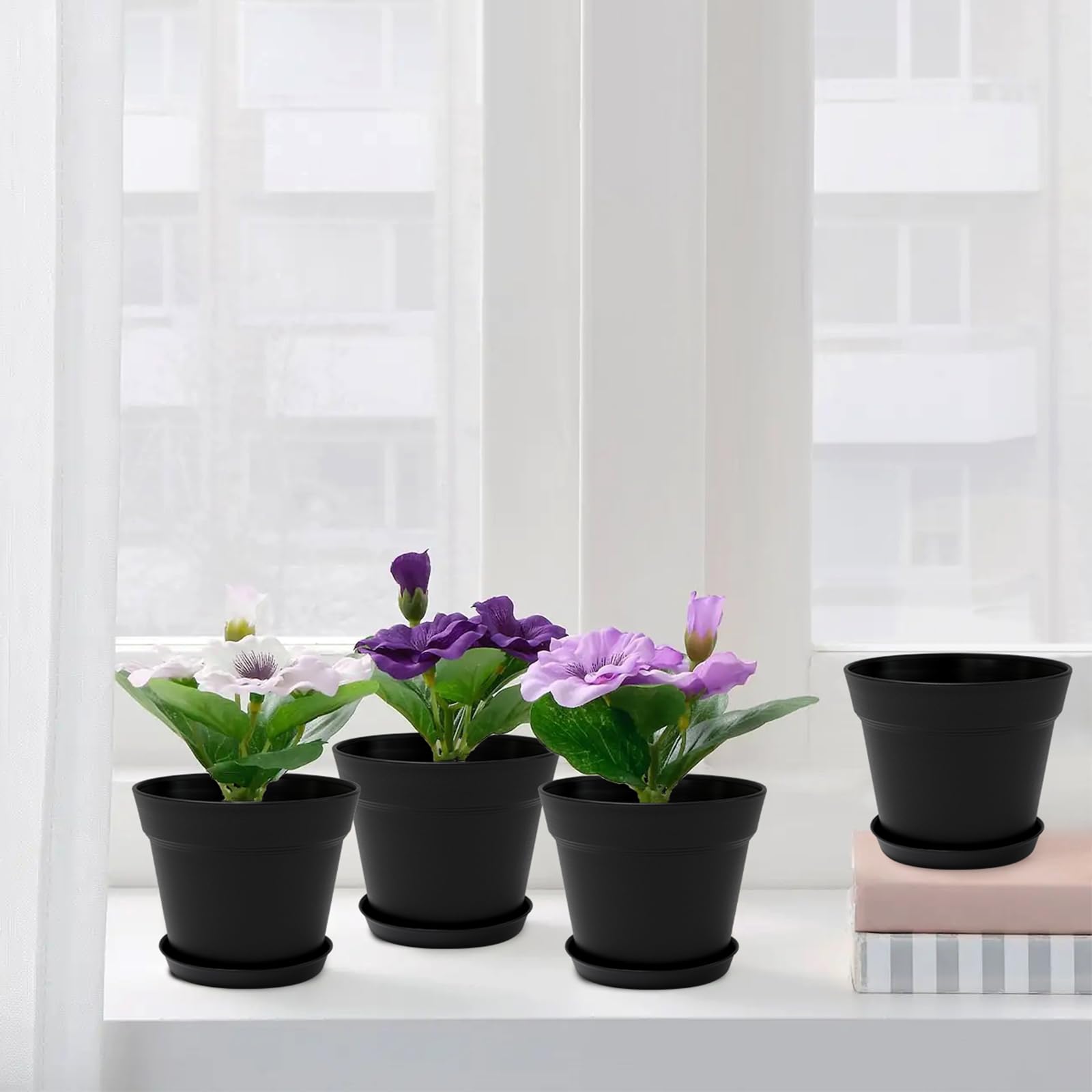 GARDIFE recyclable plastic planter feels sturdy yet lightweight.
