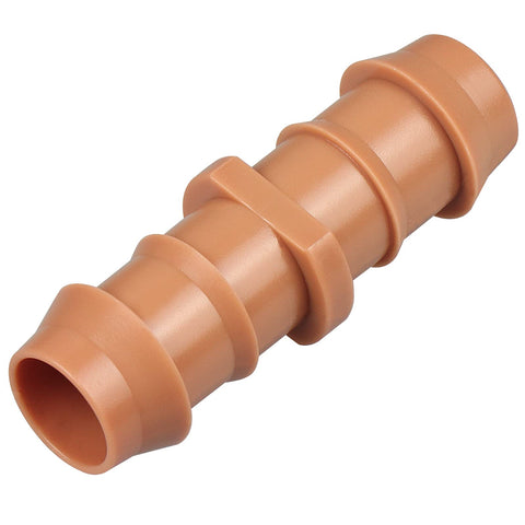 Gardrip 40-pack coupling close-up, durable leak-free connections.
