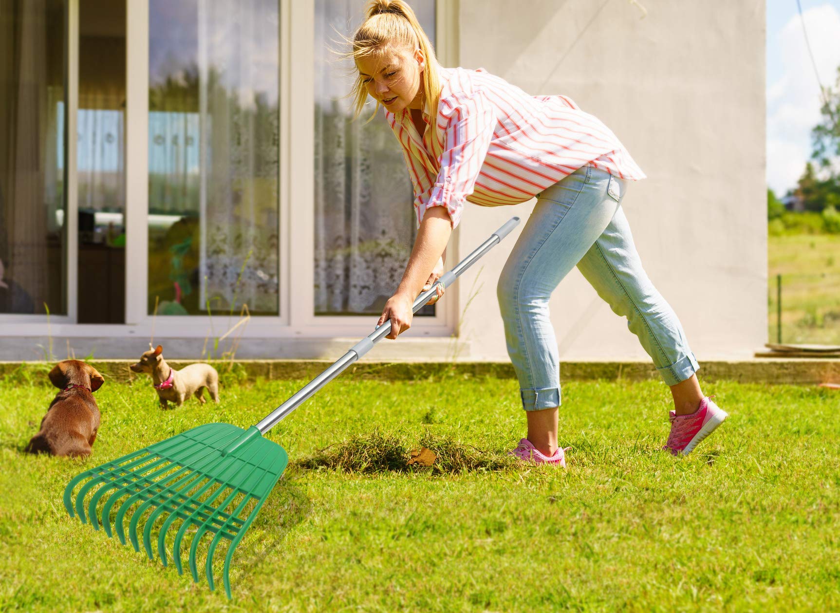 Gardzen lightweight steel handle for better maneuverability