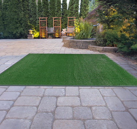 Garland Rug 100% polypropylene fibers deliver durability and color retention over time.