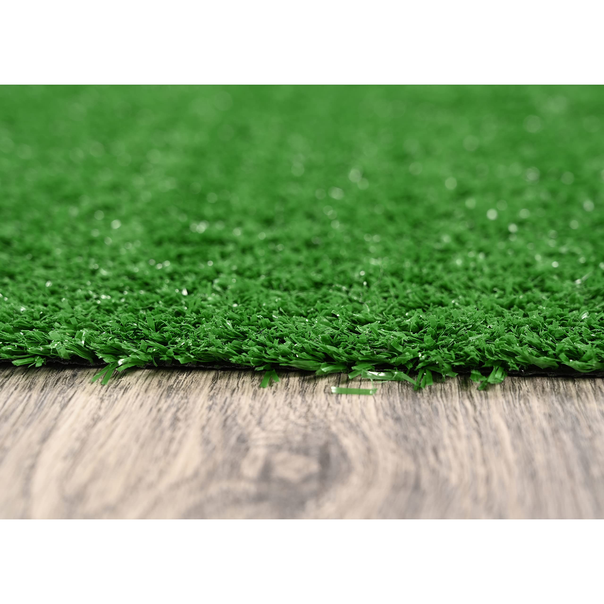 Garland Rug quick-dry feature helps drying after rain or spills.