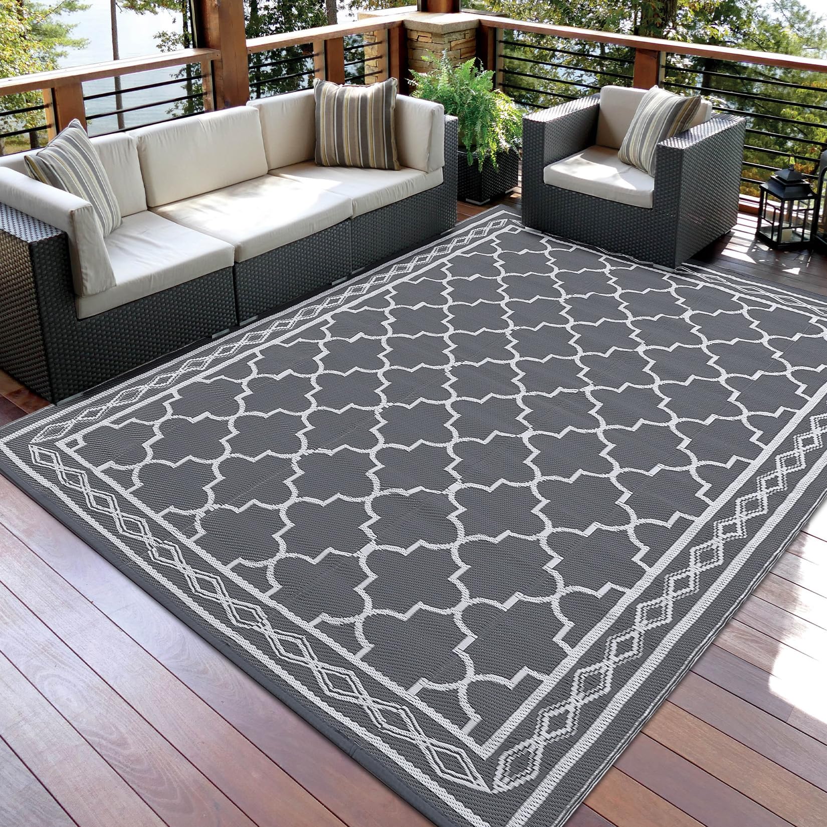 Garvee rug folded with carrier bag for travel and portability