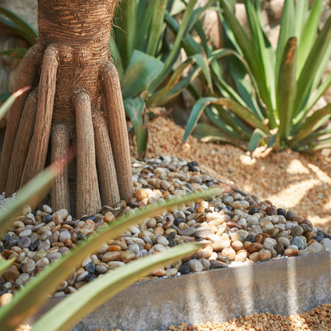 Gaspro pebble fillers brighten jars and vases.