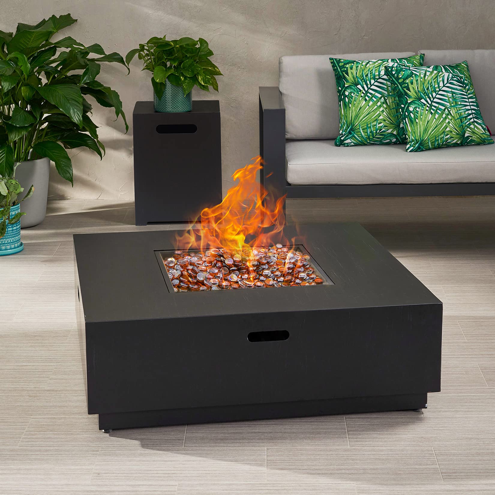 GasSaf 3/4-inch drops provide uniform, jewel-like sparkle in any pit.
