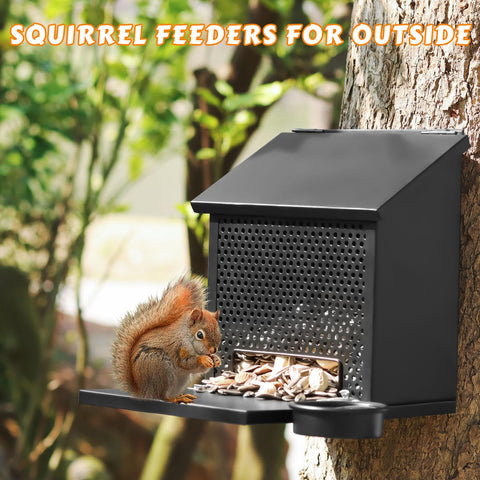 Gavinjitao Squirrel Feeder mesh design attracts squirrels for quick feeding.