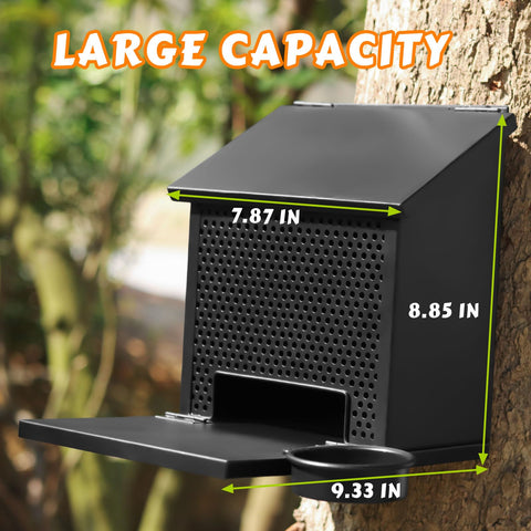 Gavinjitao Squirrel Feeder provides an external water bowl for drinking alongside feeding.