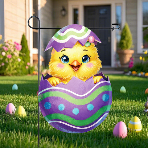 GCCL Easter Chick Flag sunlit design enhances curb appeal on porches.