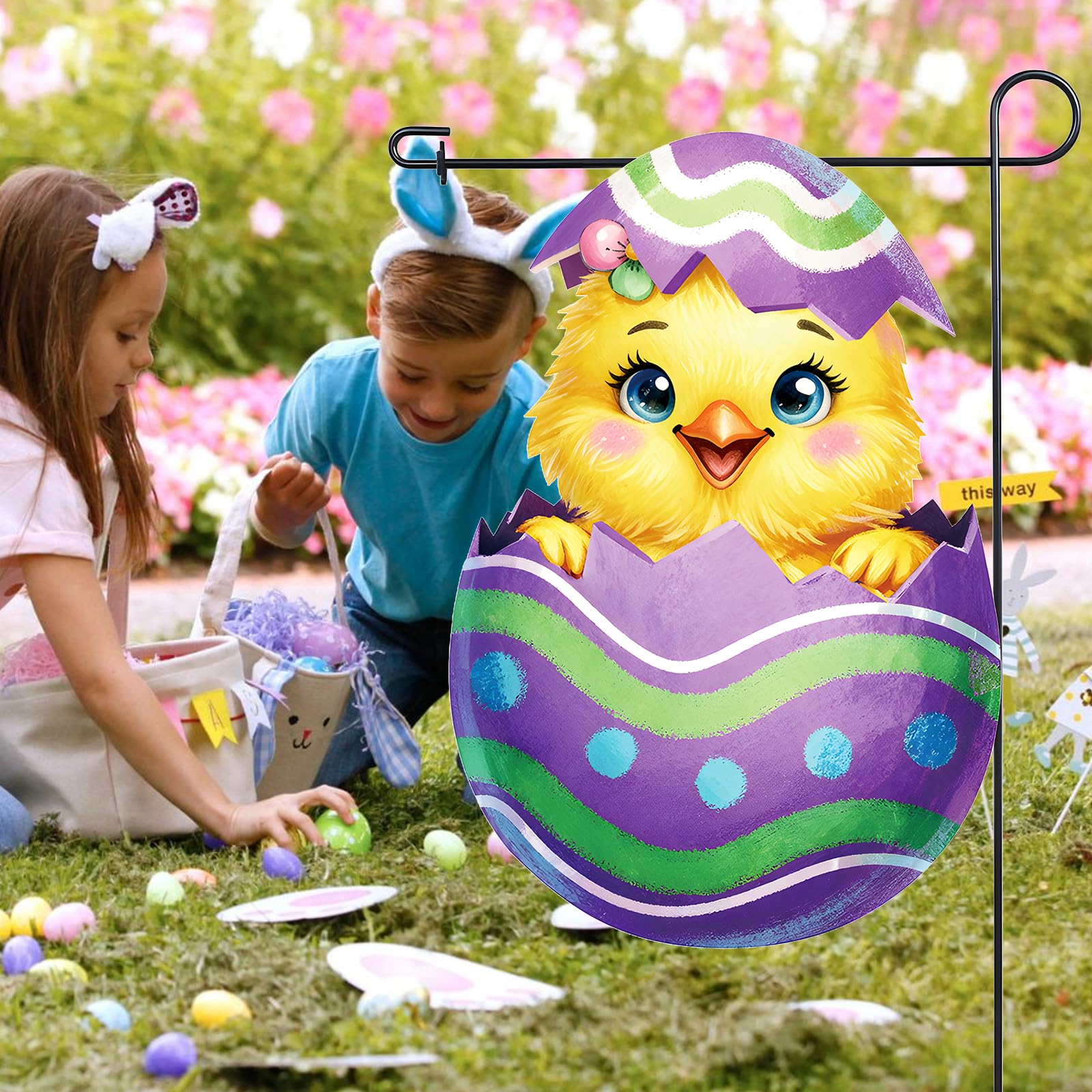 GCCL Easter Chick Flag wind-resistant fabric withstands outdoor conditions.
