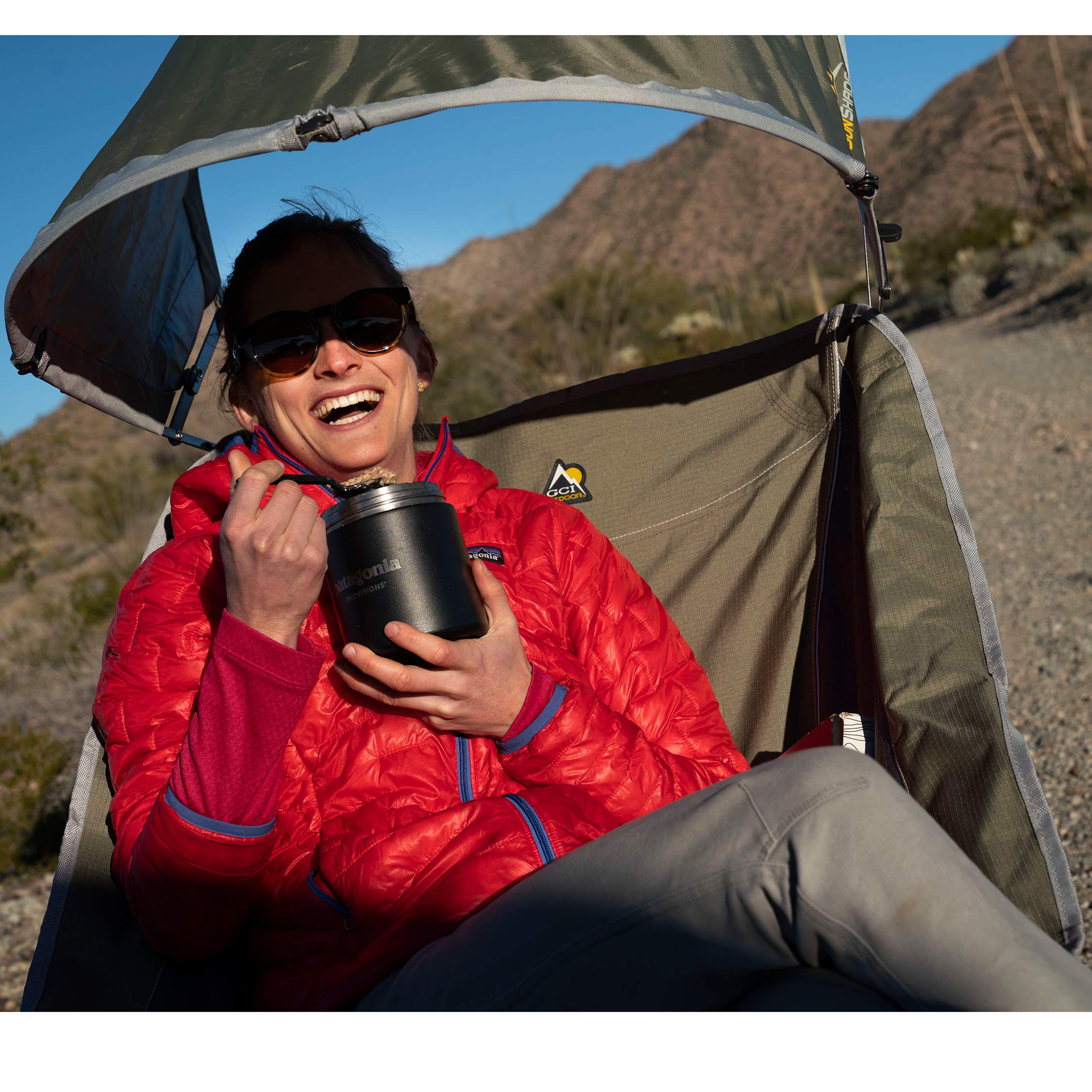 250-pound weight capacity supports a wide range of outdoor seating scenarios.