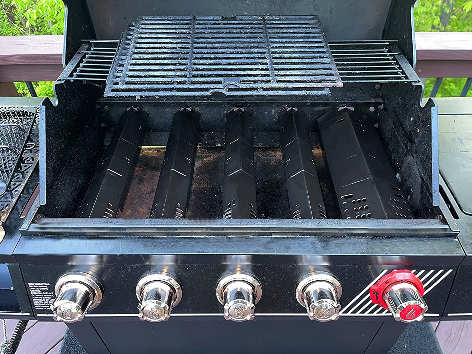 Detailed view of Gcostar heat plate showing porcelain steel finish