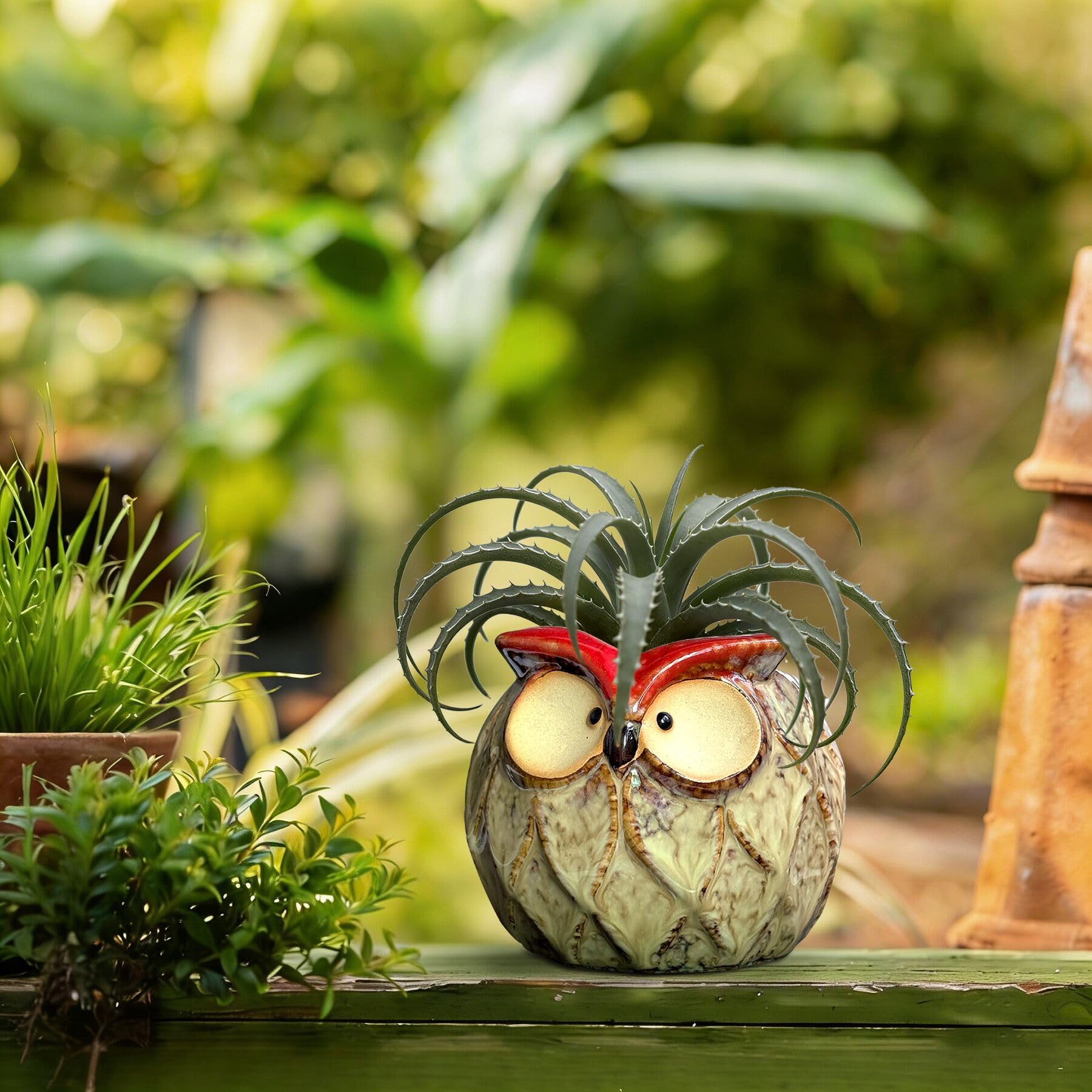 GeLive Owl patio tabletop decor with charming owl design