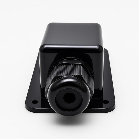 Gebildet single cable entry gland close-up showing secure cap and gasket.