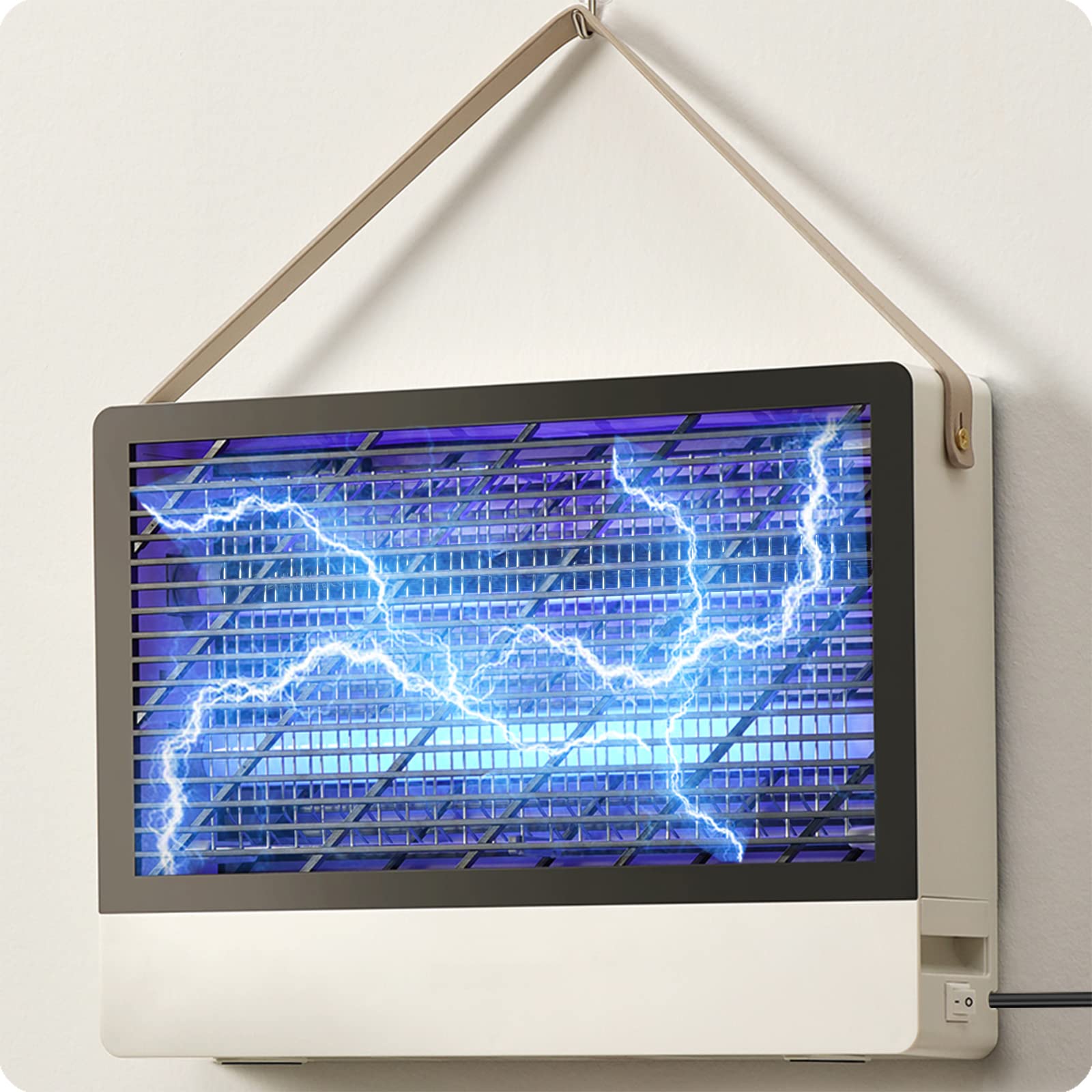 GeckoMan Quiet Hybrid Spectrum 20W zapper close-up, low-noise operation for homes.