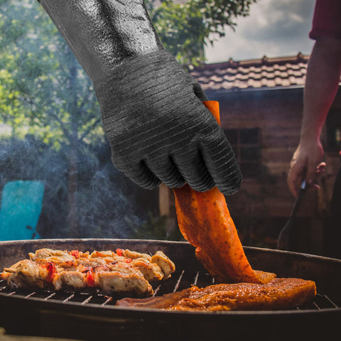 GEEKHOM gloves are ideal for oven, smoker, and kitchen cleanup tasks.