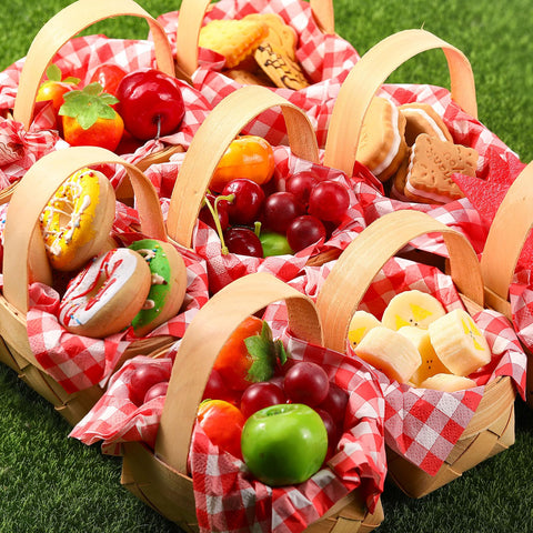 Geelin baskets with handles enable easy transport and display.