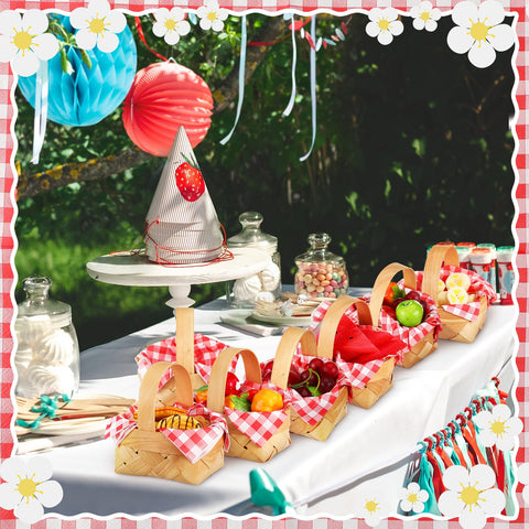 Geelin compact basket size supports fruit, snacks, or crafts.