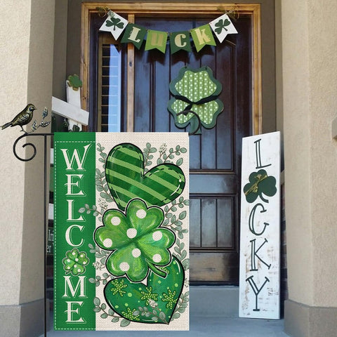 GEEORY flag with double-sided printing showing shamrocks for visibility from both sides.