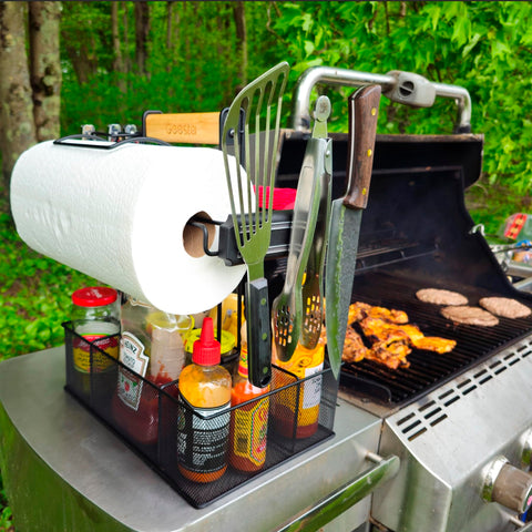 Geesta Grill Caddy wooden handle enables one-handed transport