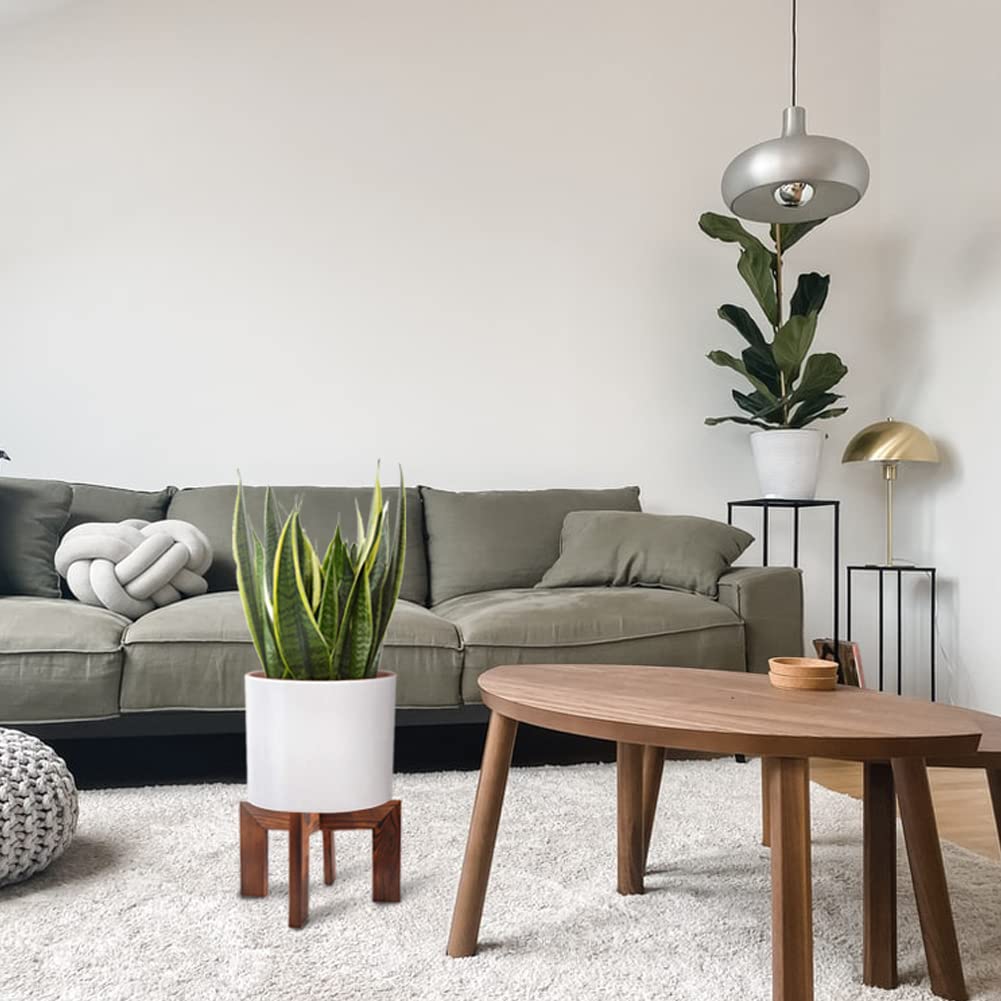Gendral Forwepup side view highlights sturdy four-leg support for indoor use.