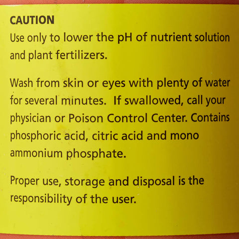 General Hydroponics Liquid Premium Buffering label detail highlights composition for reliable pH adjustment.