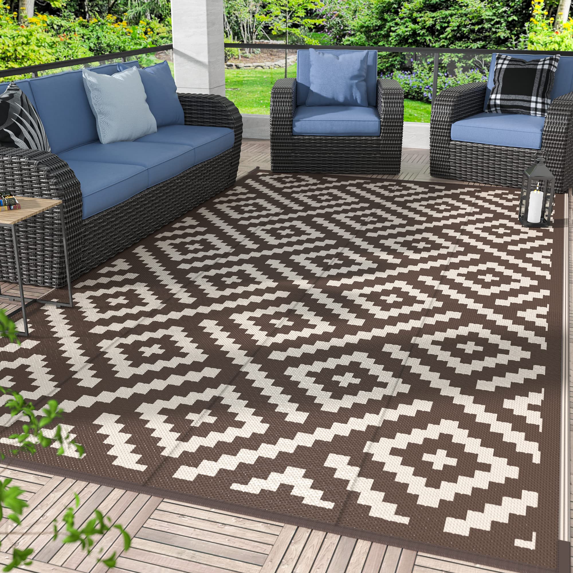 GENIMO 5x8 outdoor rug waterproof on patio for outdoor use and RV trips