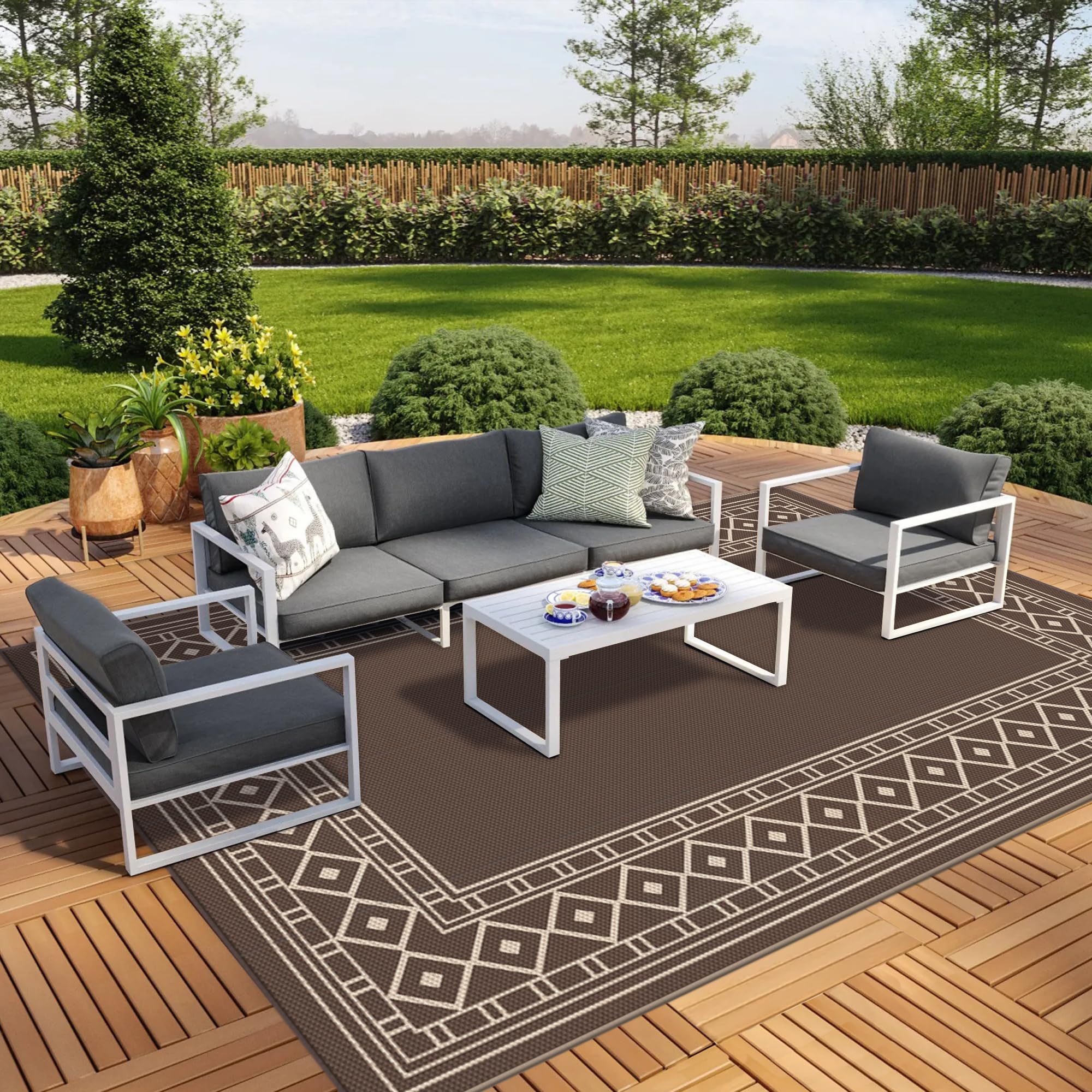 GENIMO outdoor rug geo design; durable outdoor accent for porches and patios