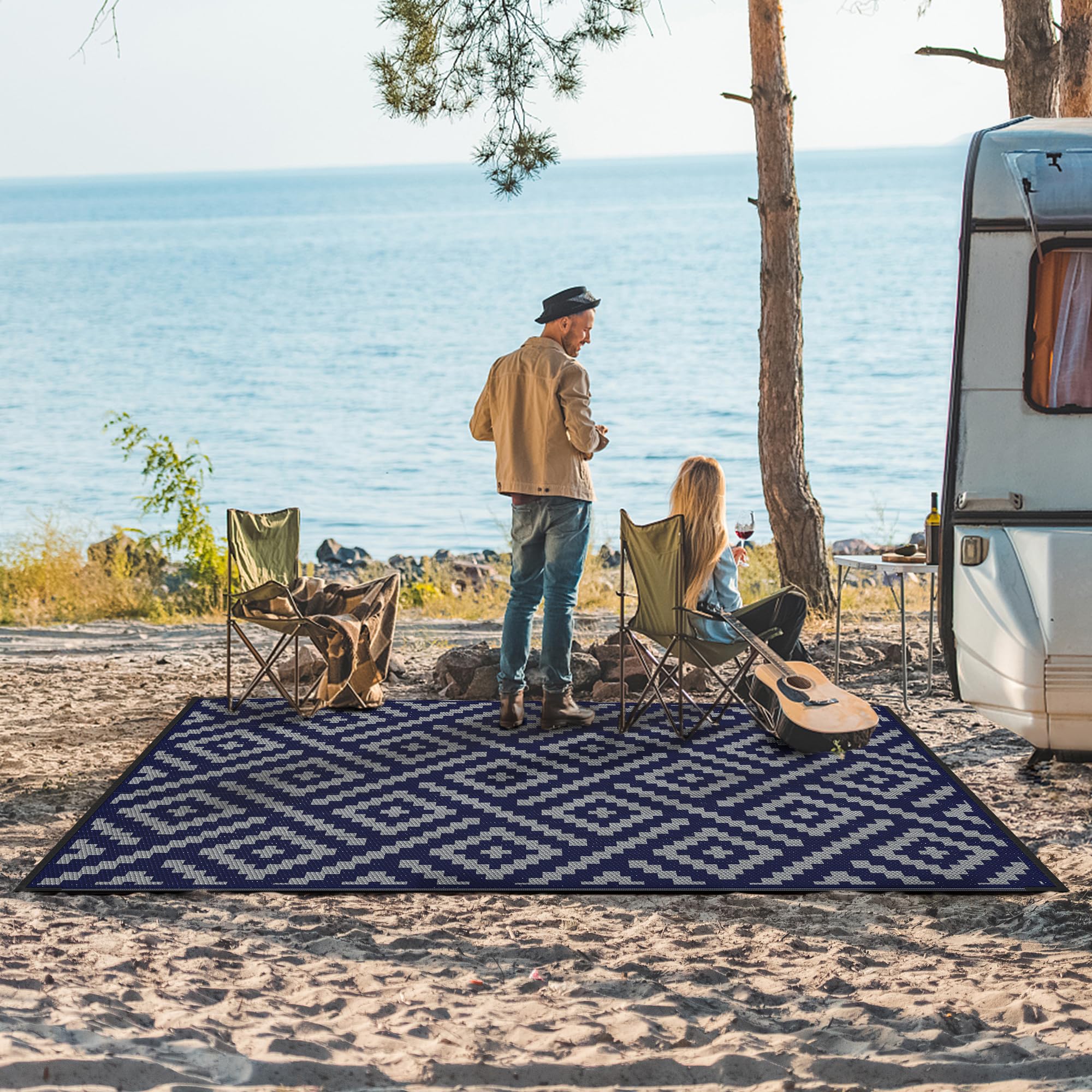 GENIMO outdoor rug features reversible patterns for dual sided use