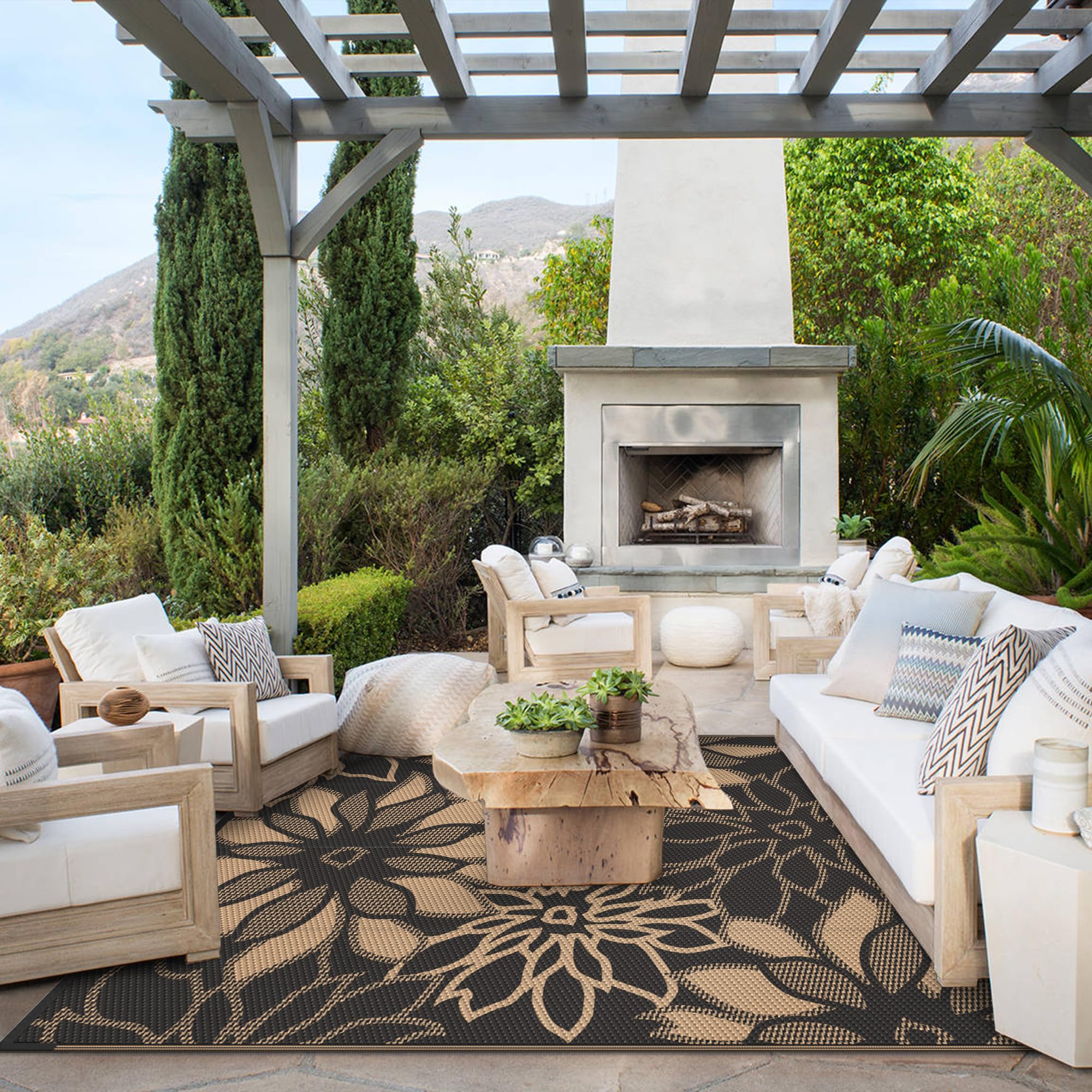 GENIMO waterproof rug close-up highlights durable polypropylene weave for easy cleaning.