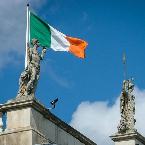 Geodurn Irish flag for wall or garden display with versatile mounting.