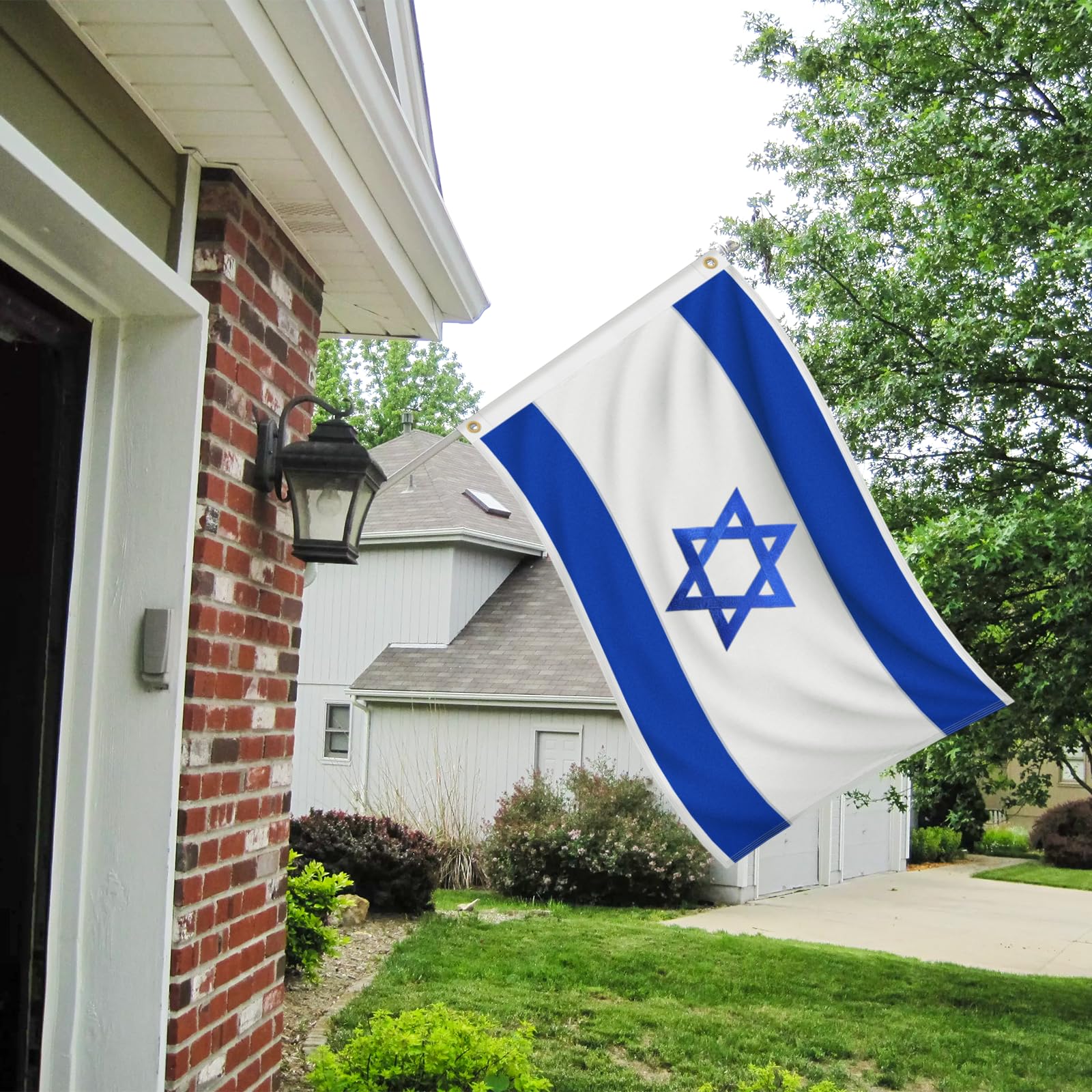 Geodurn flag designed for wind and weather resistance in any season.