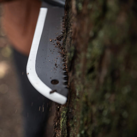 Gerber Gator Machete corrosion-resistant blade withstands tough outdoor tasks.