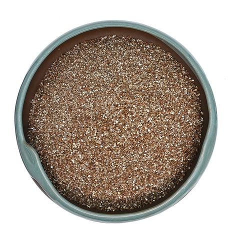 Gerta 20QT vermiculite bulk bag open for easy soil conditioning.