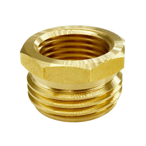 GESHATEN three-pack brass connectors ready for easy garden setups.