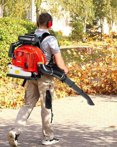 Getell GB657 Pro 63cc 2-stroke engine powers versatile residential and commercial clearing tasks.