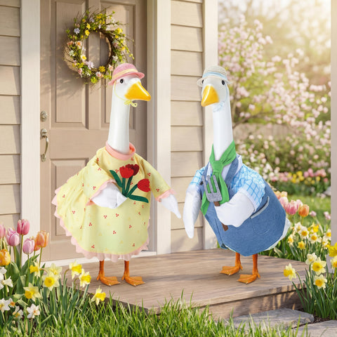 Geyoga goose costume blue-pink enhances backyard scene