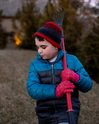 Comfortable fit supports small hands during gardening and crafts