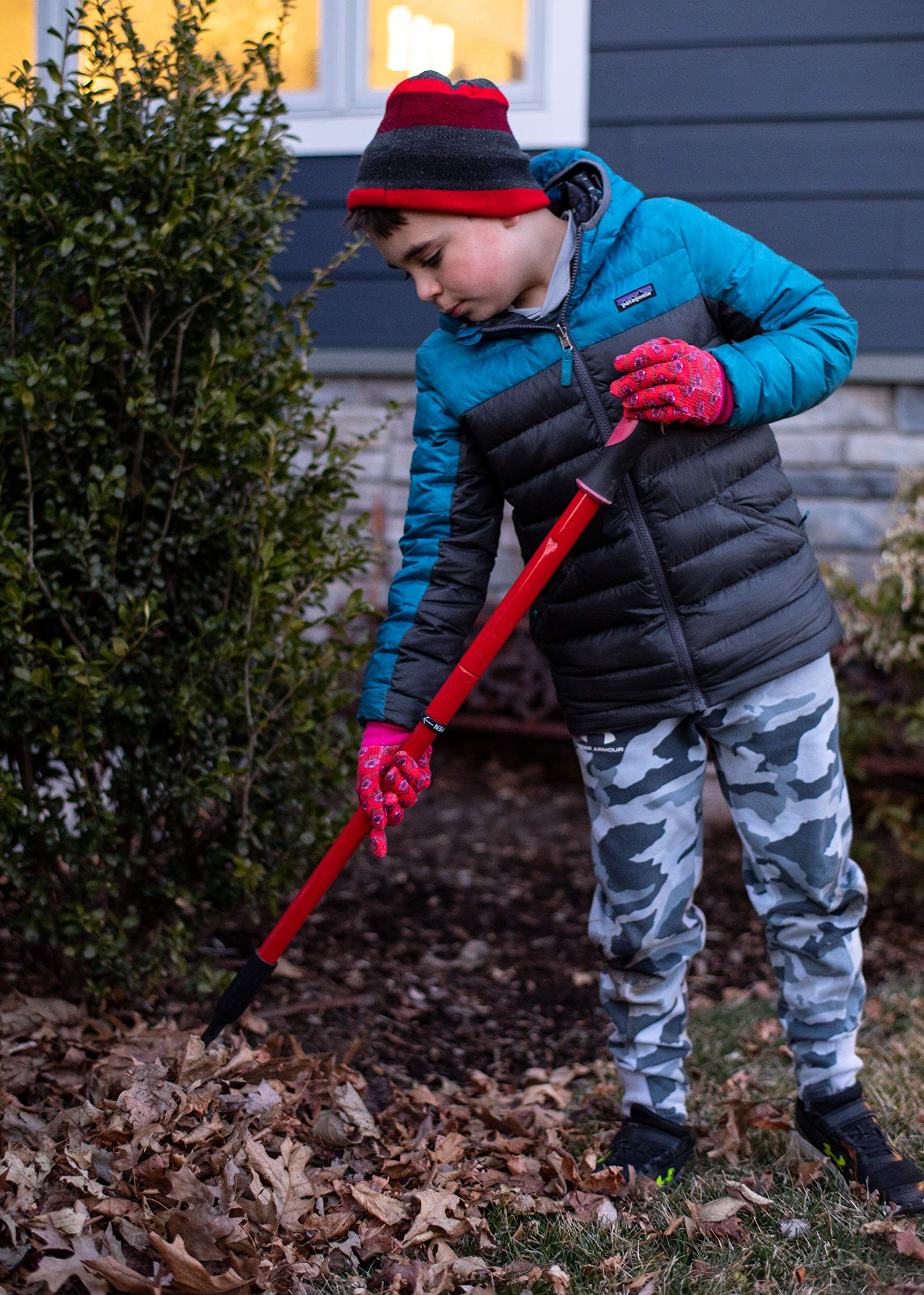 General-purpose gloves suitable for gardening, painting, and chores